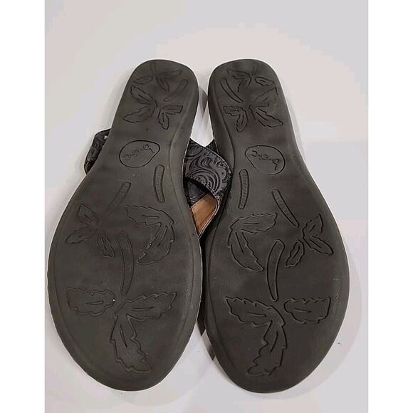BOC Born Womens Size 10M Floral Embossed Thong Flip Flop Slide Sandal FLAW - Picture 3 of 5